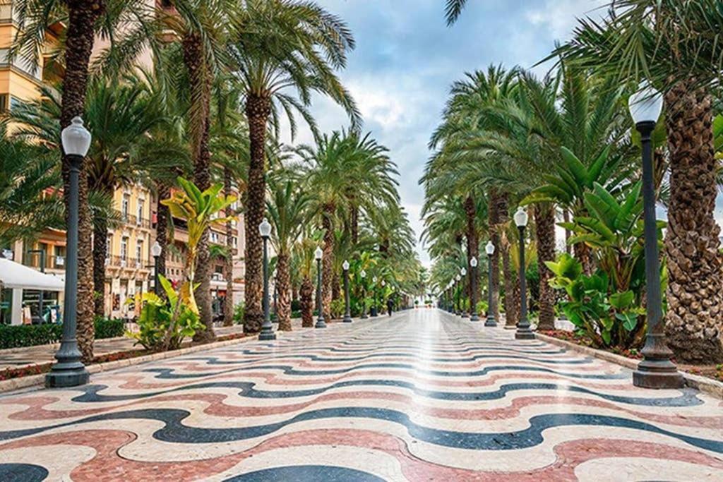 Apartamento De Diseno Centrico 5 Min Playa Alicante Exterior photo
